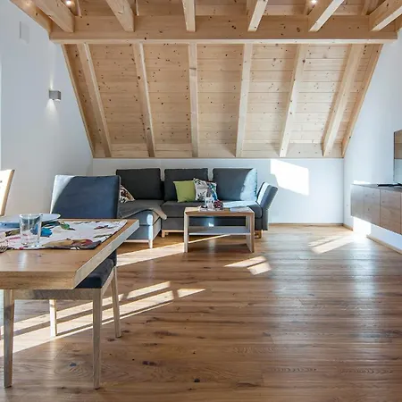 Am Dollenberg Apartment *